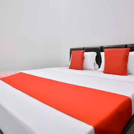 Hotel O White Solitaire ルディヤーナー エクステリア 写真